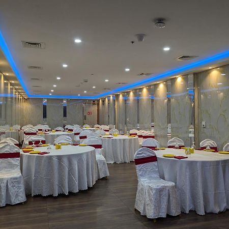 Fortune Atrium Hotel Dubai Exterior foto